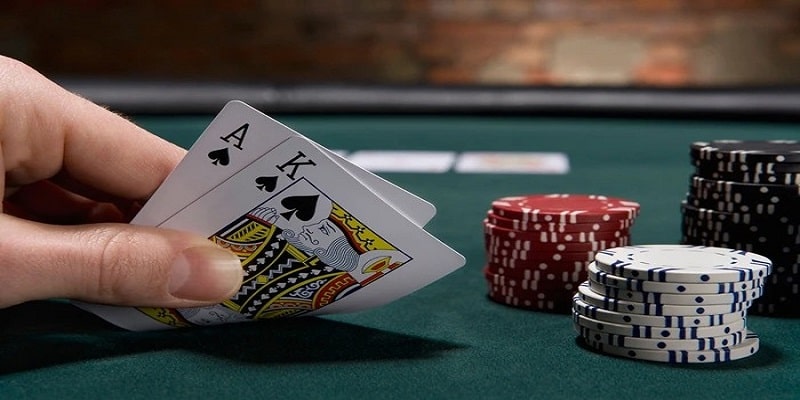 Giao diện chơi poker trực tuyến tại 33win